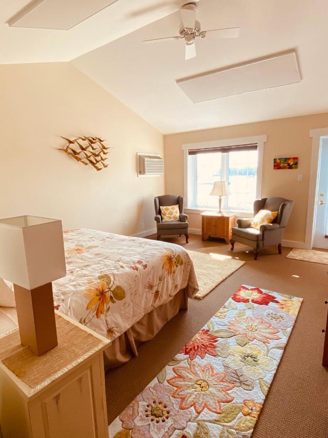The Water'S Edge Inn & Gallery Baddeck Bagian luar foto