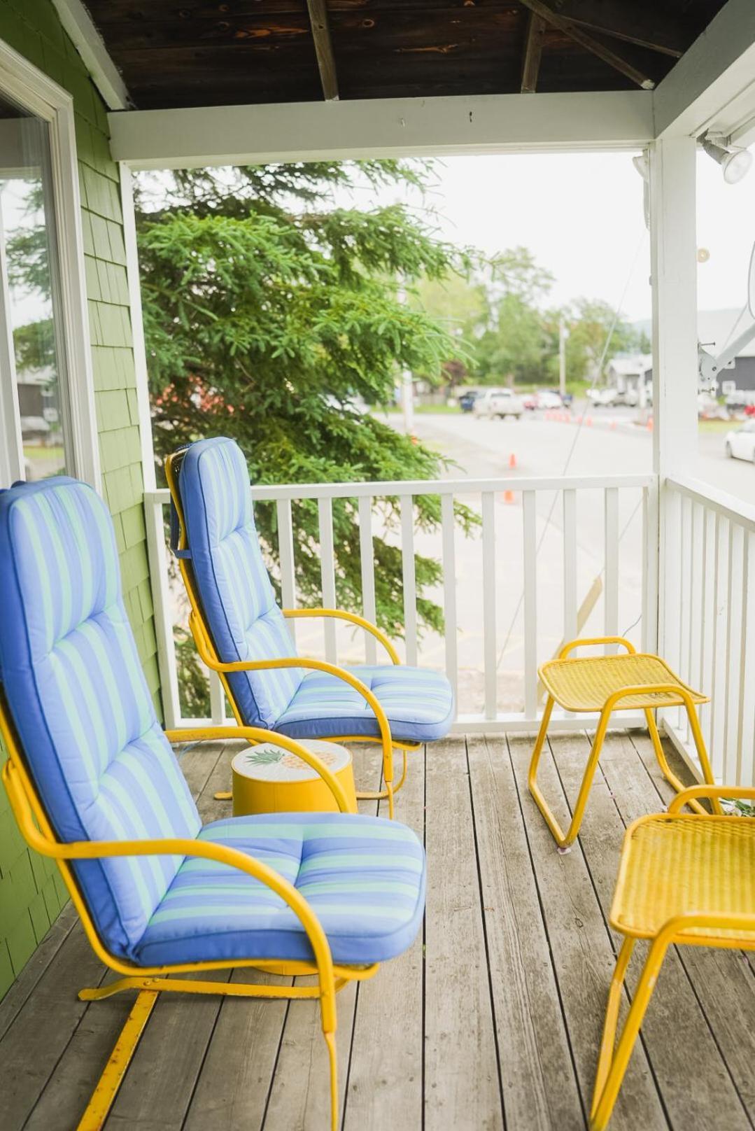 The Water'S Edge Inn & Gallery Baddeck Bagian luar foto