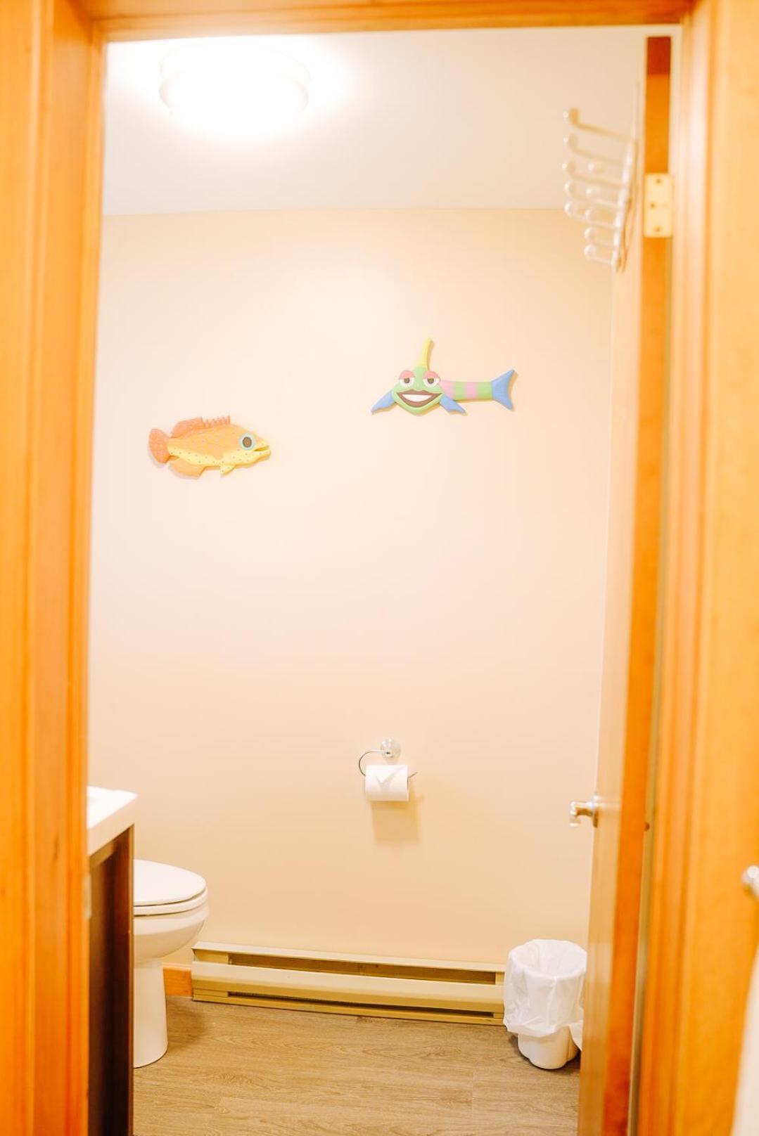 The Water'S Edge Inn & Gallery Baddeck Bagian luar foto